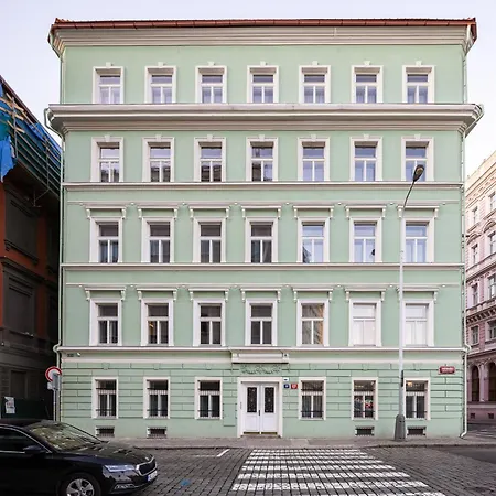 Stay2gether Blue Vibe - Metro Florenc Apartman